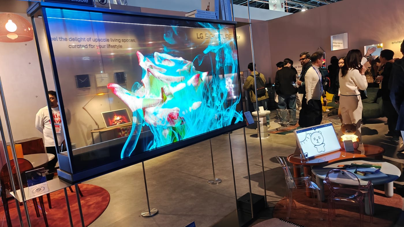 CES 2025 : écrans transparents, cuisine connectée et innovation chez LG