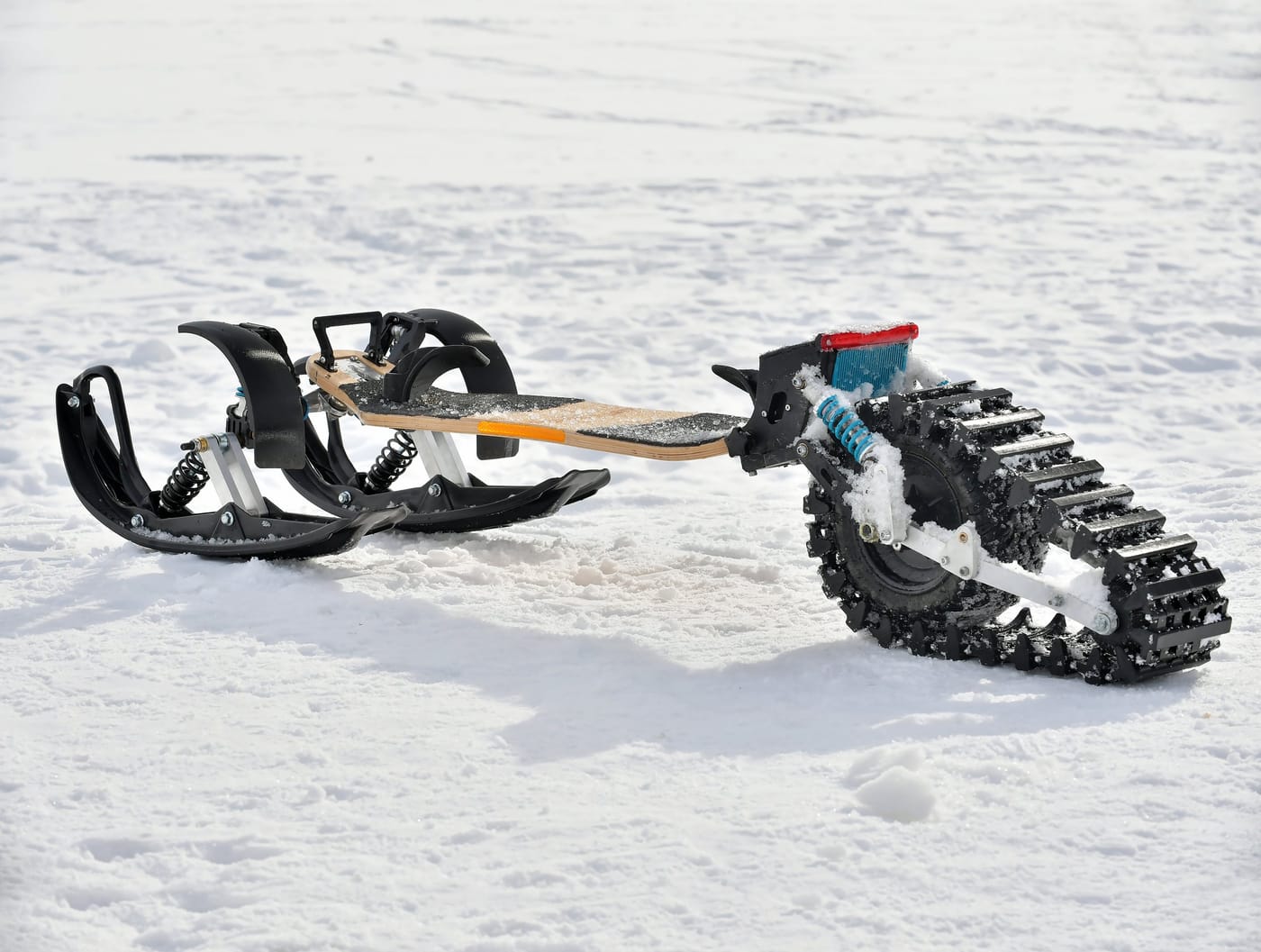 Sternboard: Une planche à roulette tout terrain!