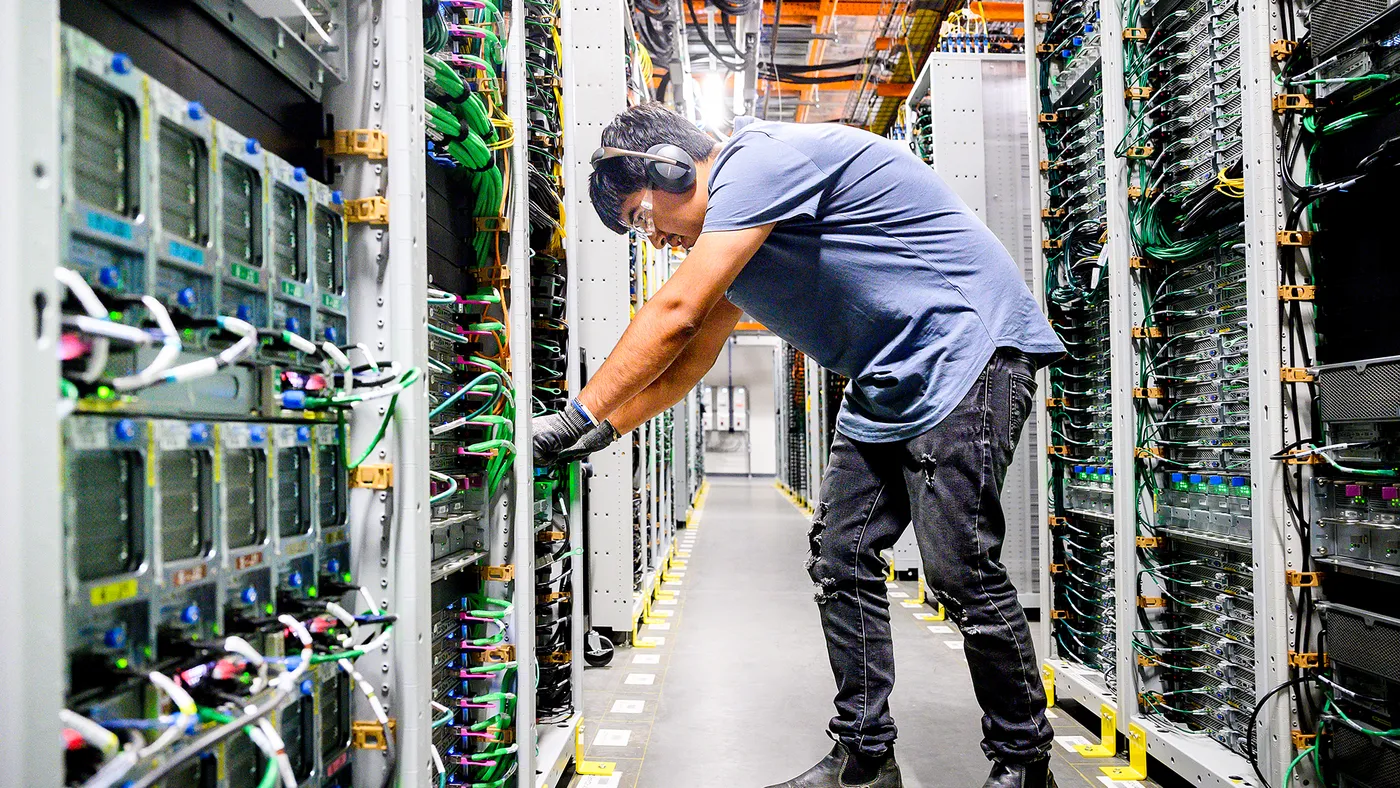 Panne mondiale d’AWS perturbe des milliers de sites et services numériques