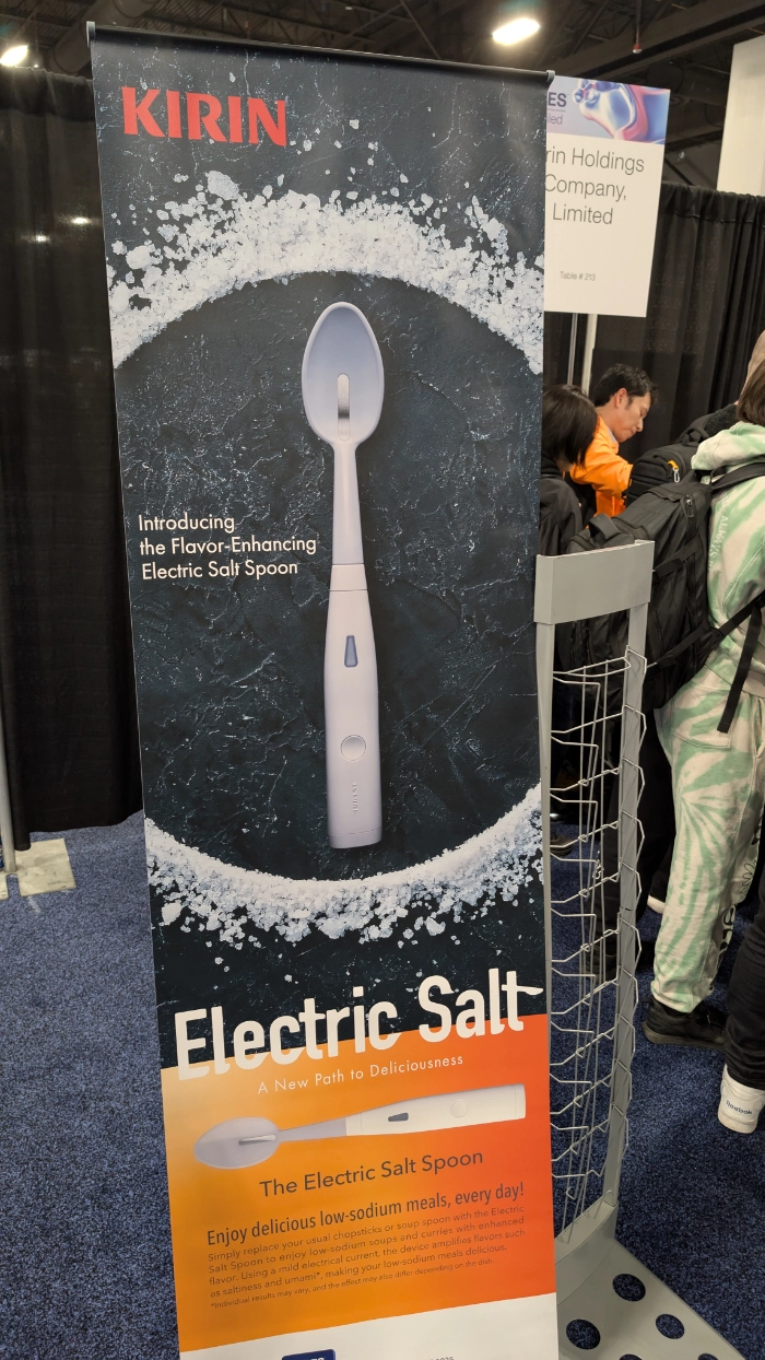 Une cuillère électrique qui simule le goût salé 1 Une cuillère électrique qui simule le goût salé – MinuteTech