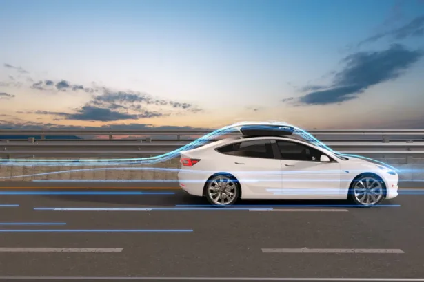 Jusqu’à 80 km par jour de recharge solaire directement sur le toit – MinuteTech