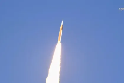 Lancement de la fusée SLS pour la mission Artemis 2 le 1er avril 2026