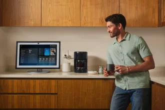 Alexa+ arrive en français et veut parler québécois – MinuteTech